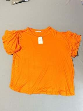 NWT Culture Code Vibrant Orange Ruffle Flutter Sleeve Crew Neck Top Size 2X